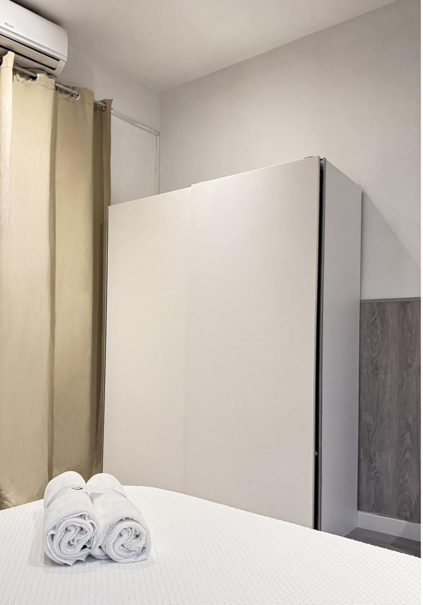 Apartamentos Day Madrid Tribunal Centro Gran Via Sol Exteriör bild